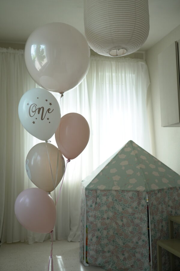 Baby's First - Rose , Ballonstrauß, Befüllt zum Abholen, ca. 2-3 Tage haltbar – Bild 2